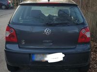 Gebraucht VW Polo 64 PS (47 kW) 2003 Grau Kleinwagen