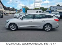 Gebraucht Ford Focus Cool & Connect 120 PS (88 kW) 2020 Silber Kombi