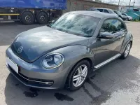 Gebraucht VW Beetle Design 105 PS (77 kW) 2012 Platinum grey metallic Kleinwagen