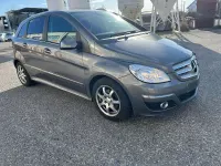 Gebraucht Mercedes 200 170 PS (125 kW) 2009 Grau SUV