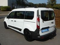 Gebraucht Ford Tourneo 101 PS (74 kW) 2017 Weiß Van / Kleinbus