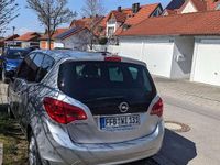 Gebraucht Opel Meriva Edition 140 PS (102 kW) 2014 Silber Van / Kleinbus