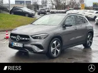 Gebraucht Mercedes GLA180 Progressive 136 PS (100 kW) 2024 Grau SUV