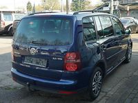 Gebraucht VW Touran 140 PS (102 kW) 2007 Blau Van / Kleinbus