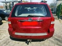 Gebraucht Kia Carnival 185 PS (136 kW) 2009 Rot Van / Kleinbus