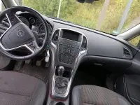 Gebraucht Opel Astra 140 PS (102 kW) 2012 Andere farben Kombi