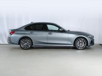 Gebraucht BMW 330 Shadowline 245 PS (180 kW) 2024 Skyscraper grau metallic Limousine