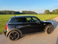 Gebraucht Mini Cooper 136 PS (100 kW) 2017 Schwarz Kleinwagen