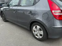 Gebraucht Hyundai i30 90 PS (66 kW) 2010 Grau Kleinwagen