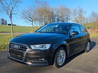 Gebraucht Audi A3 Ambiente 122 PS (89 kW) 2013 Braun Limousine