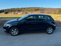 Gebraucht VW Polo Comfortline 75 PS (55 kW) 2015 Schwarz Kleinwagen