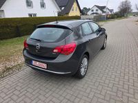 Gebraucht Opel Astra 110 PS (80 kW) 2017 Grau Limousine