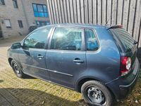 Gebraucht VW Polo Trendline 64 PS (47 kW) 2006 Grau Kleinwagen