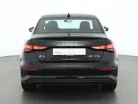 Gebraucht Audi A3 Ambiente 150 PS (110 kW) 2021 Mythosschwarz metallic Limousine