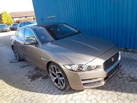 Gebraucht Jaguar XE Pure 200 PS (147 kW) 2015 Grau Limousine