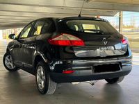 Gebraucht Renault Mégane III 130 PS (95 kW) 2011 Schwarz Kombi