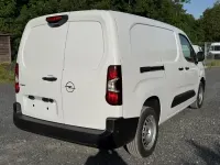 Neu Opel Combo-e Life XL 100 kW (136 PS) 2025 Weiss Van