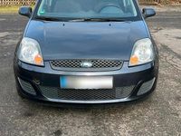 Gebraucht Ford Fiesta 59 PS (43 kW) 2008 Grau Kleinwagen