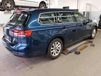 Gebraucht VW Passat Business 150 PS (110 kW) 2021 Aquamarinblau Kombi
