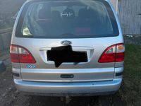 Gebraucht Ford Galaxy 140 PS (102 kW) 2004 Silber Van / Kleinbus