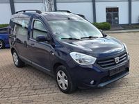 Gebraucht Dacia Dokker Lauréate 83 PS (61 kW) 2015 Blau marine Van / Kleinbus