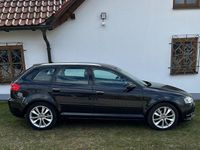 Gebraucht Audi A3 Attraction 140 PS (102 kW) 2012 Schwarz Kleinwagen