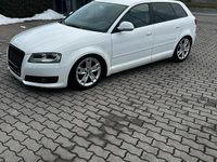 Gebraucht Audi A3 Ambiente 125 PS (91 kW) 2010 Weiß Limousine