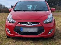 Gebraucht Hyundai ix20 90 PS (66 kW) 2014 Rot Kleinwagen