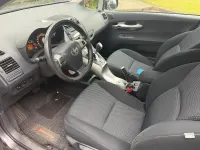 Gebraucht Toyota Auris 132 PS (97 kW) 2011 Grau Kleinwagen