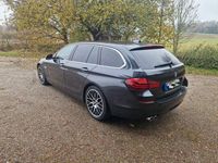 Gebraucht BMW 530 258 PS (189 kW) 2015 Grau Kombi