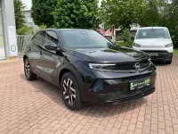 Gebraucht Opel Mokka Edition 131 PS (96 kW) 2025 Lackierung schwarz perla nera/ SUV