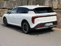Gebraucht Kia K4 150 PS (110 kW) 2025 Snow white pearl