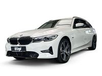 Gebraucht BMW 330e Sport Line 184 PS (135 kW) 2022 Weiß Limousine