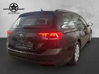 Gebraucht VW Passat Business 122 PS (89 kW) 2023 Grau Kombi