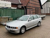 Gebraucht BMW 525 163 PS (119 kW) 2003 Silber Kombi