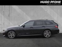 Gebraucht BMW 330 M Sport 286 PS (210 kW) 2024 Black sapphire metallic Kombi
