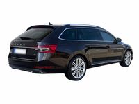 Używany Skoda Superb 218 KM (160 kW) 2021 Brązowy Kombi