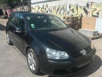 Second-hand VW Golf V 105 CP (77 kW) 2004 Negru Hatchback