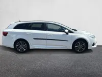 Gebraucht Toyota Avensis Edition-S 147 PS (108 kW) 2017 Schneeweiß Kombi