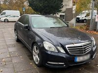 Gebraucht Mercedes E300 231 PS (169 kW) 2010 Blau Limousine