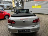 Gebraucht VW Golf Cabriolet Life 140 PS (102 kW) 2014 Tungsten silver metallic Cabrio