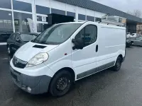 Gebraucht Opel Vivaro 90 PS (66 kW) 2015 Weiß Van / Kleinbus