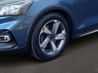 Gebraucht Ford Focus Active 125 PS (91 kW) 2019 Chromablau metallic Kombi