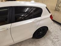 Gebraucht BMW 118 Sport Line 170 PS (125 kW) 2012 Weiß Kleinwagen