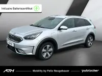 Używany Kia Niro Vision 141 KM (103 kW) 2018 Srebrny SUV