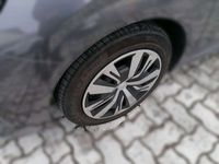 Gebraucht Peugeot 208 Active 101 PS (74 kW) 2023 Grau Kleinwagen