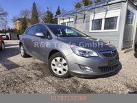 Gebraucht Opel Astra Edition 101 PS (74 kW) 2011 Silber Limousine