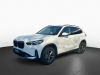 Neu BMW X1 M Sport 170 PS (125 kW) 2025 Spacesilber (silber) SUV