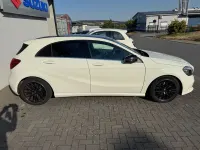 Gebraucht Mercedes A180 122 PS (89 kW) 2016 Weiß Kleinwagen