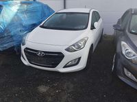 Gebraucht Hyundai i30 135 PS (99 kW) 2015 Weiß Kombi